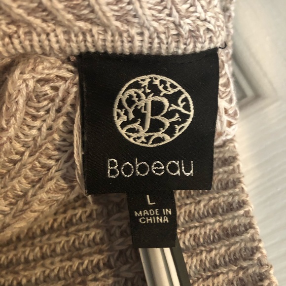 Sweater - Picture 3 of 3